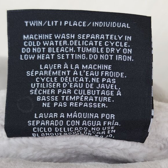 Lauren Ralph Lauren Classic Micromink Twin Blanket Luxuriously Soft Plush Gray - Picture 7 of 8